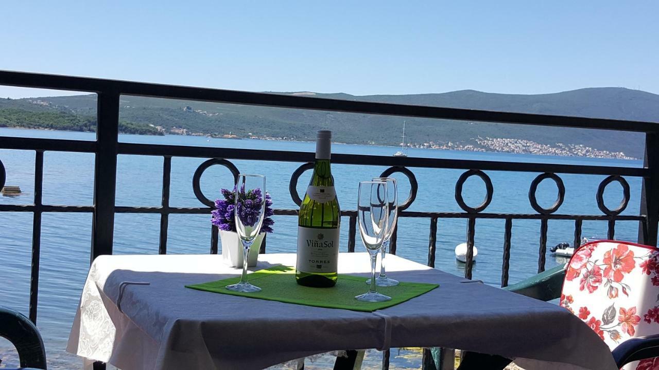 Apartments Lungomare Tivat Extérieur photo